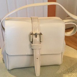 🔥Flash Sale🔥AUTHENTIC MINI FENDI- FENDISSME